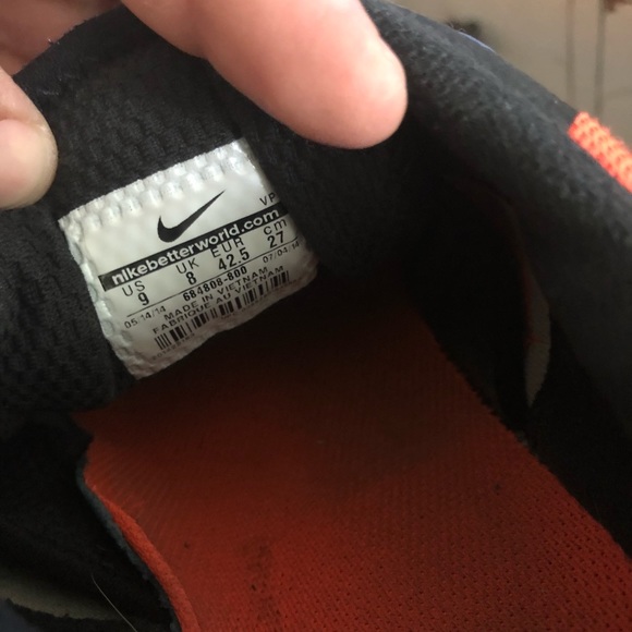 Nike’s - Picture 3 of 5